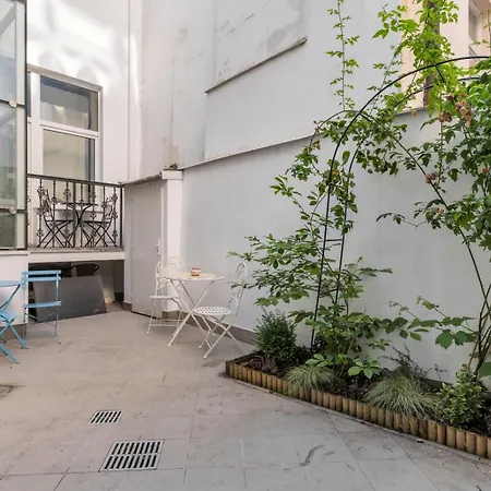 Lil Apartmán